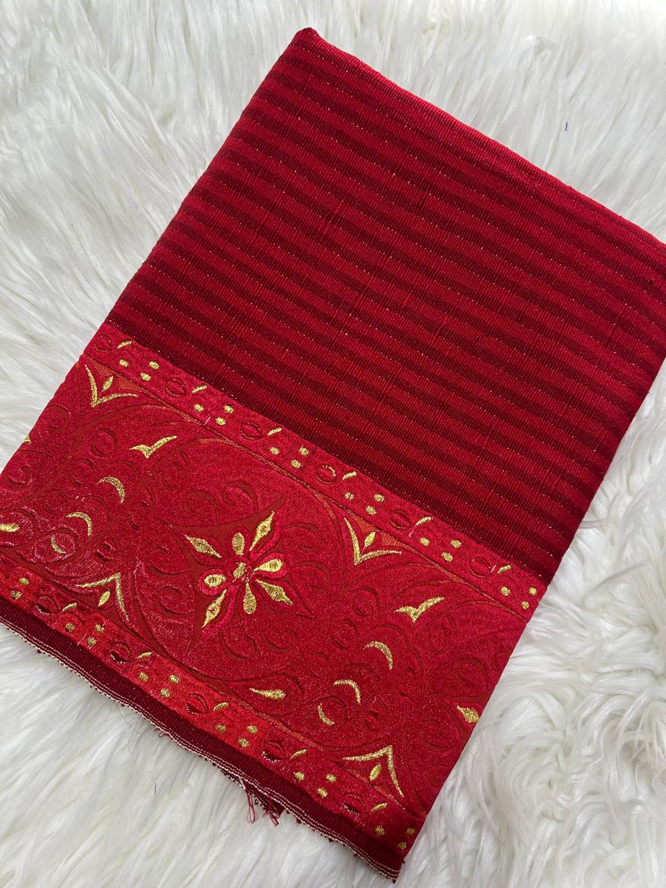 Red maroon Phige Sabi Zari phanek gold Khoi Charong medallion border – Kangleipak Online Shopping